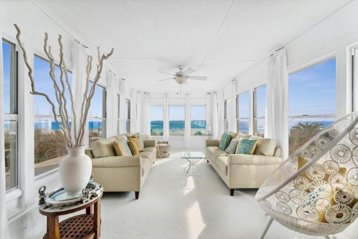 Seaside Serendipity - Wonderful Private Beachfront Home - Beautiful! Panama City Beach Exterior photo